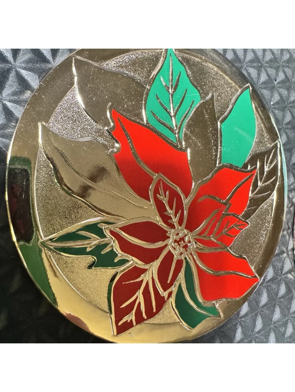 Vtg Christmas Decor 4 Brass & Enamel Coasters Poinsettia Holiday EUC Felt Back